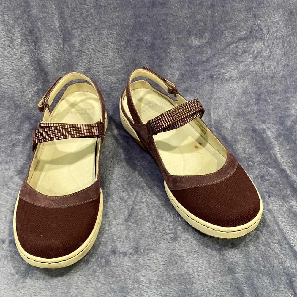 Dansko Womens Raeann Sandals Leather and Mesh size 39 Plum 8.5-9